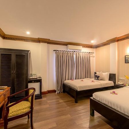 Chayra Angkor Hotel เสียมราฐ ภายนอก รูปภาพ